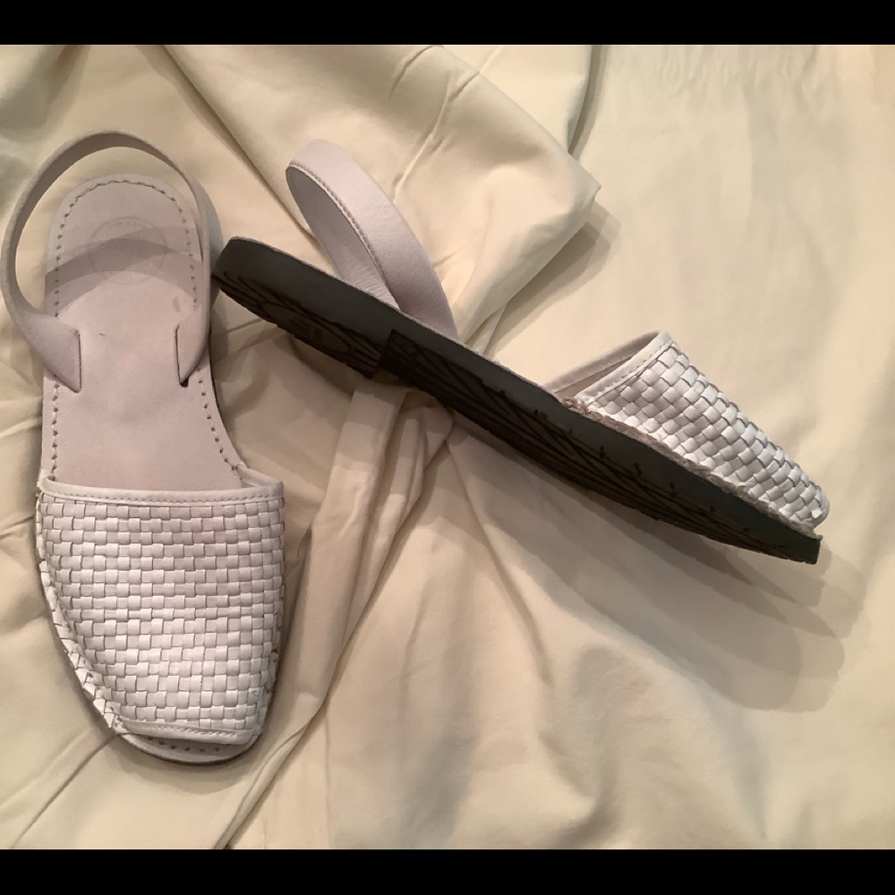 Avarca Pop Leather Menorcan Sandals